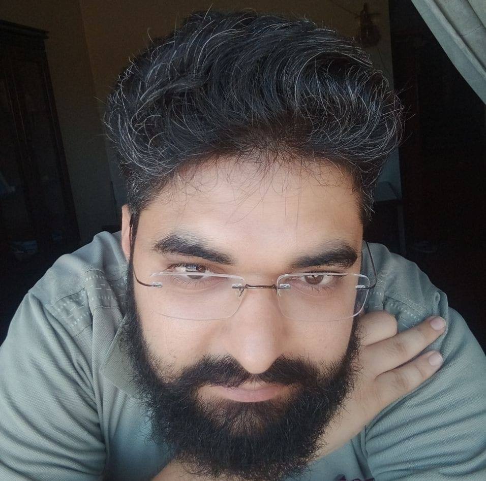 من هو محمد نبيل النجار